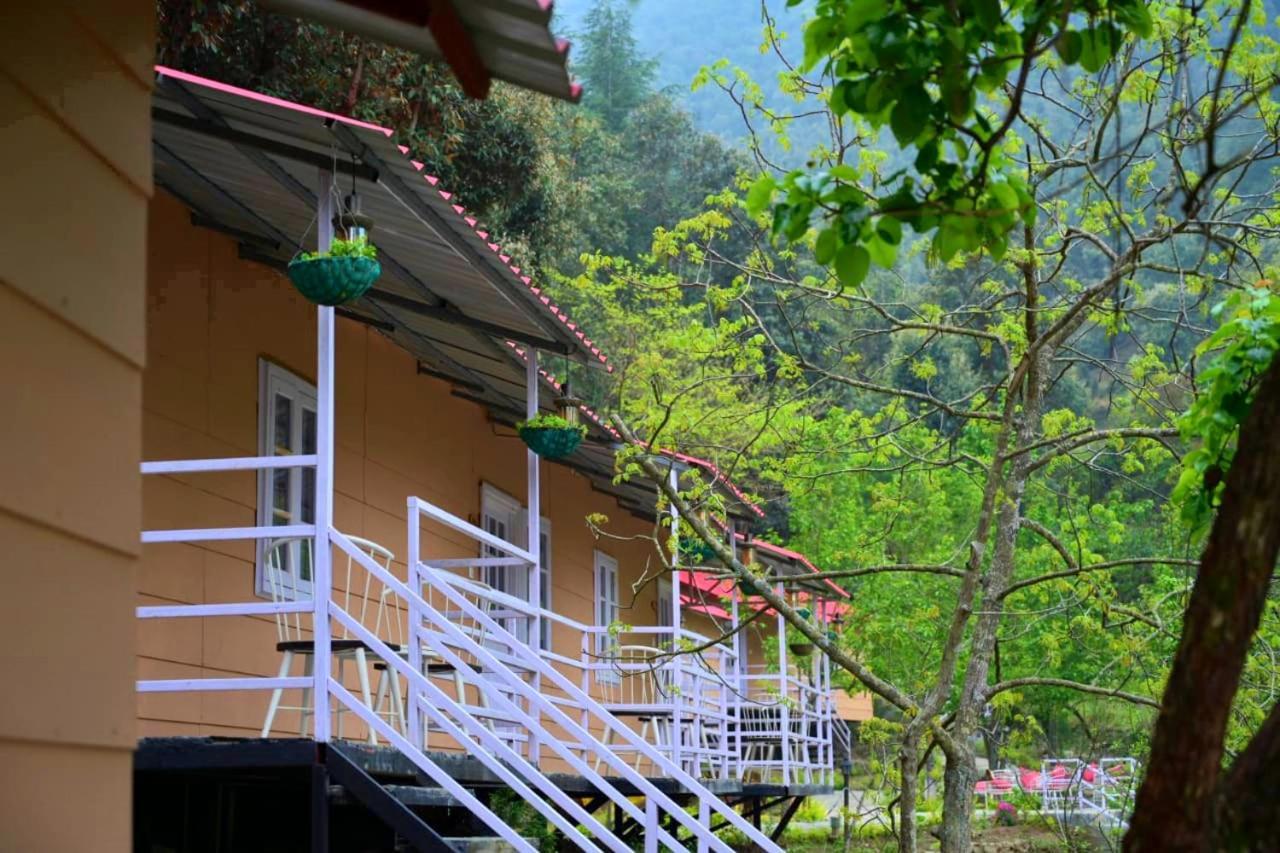Aaroham Resort Shimla ! Luxury Cottage By Aamod Group Exterior photo